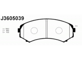 Комплект тормозных колодок, дисковый тормоз

Колодки тормозные MITSUBISHI PAJERO III LONG WAGON 00>06 3.5/2.5T

Толщина [мм]: 15
Высота [мм]: 49
Длина [мм]: 139