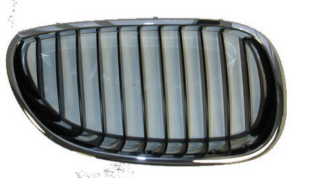 BMW E60 {545/M5} Решетка радиатора правая, хром-черная на BMW e60 (БМВ е60) - цена, наличие, описание